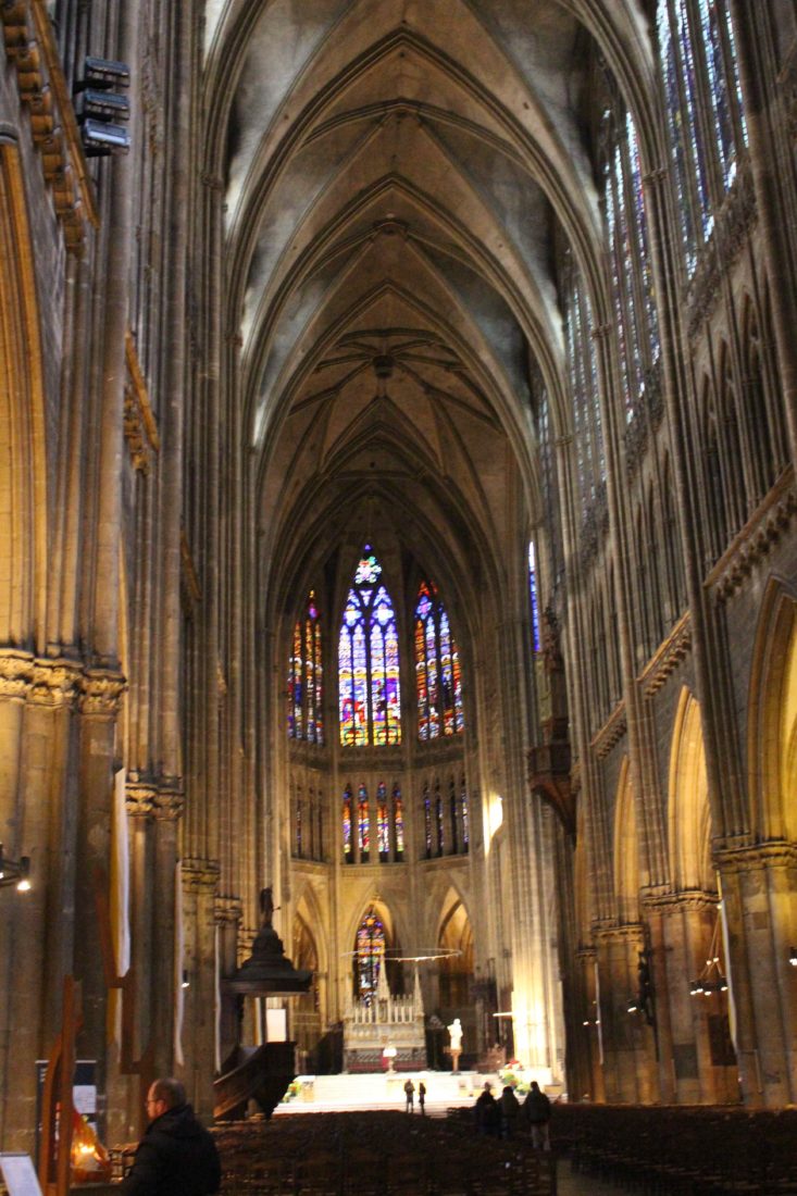 Metz cathédrale la nef