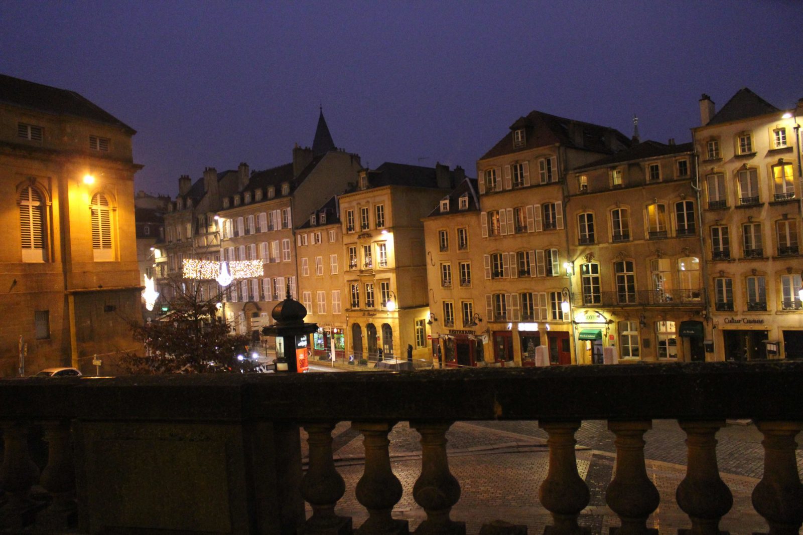 La cathédrale de Metz -Place de Chambre