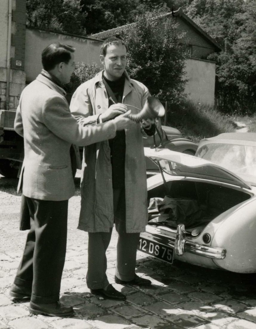 Boris Vian sa trompinette et voiture