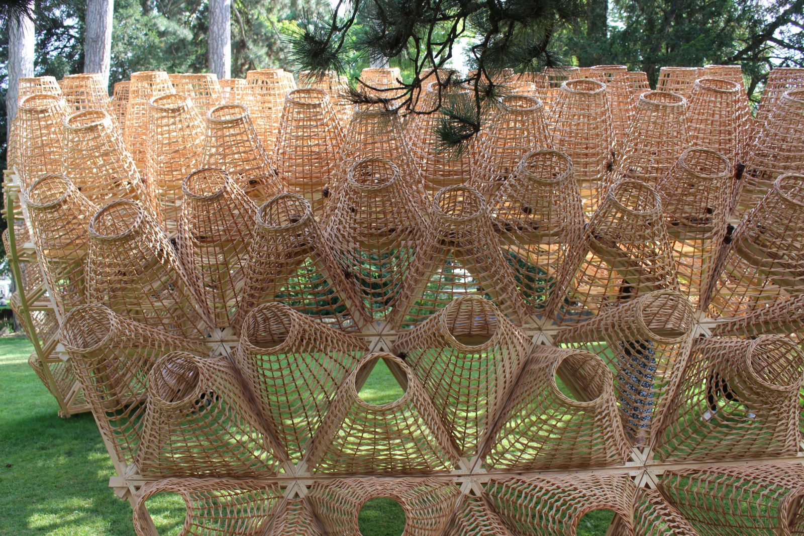 Wicker Pavilion de Didzis Jaunzems Annecy