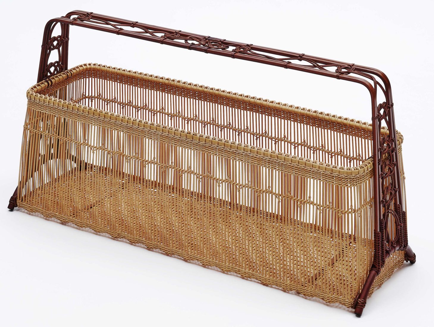 Kazari musubi hanakago Takitsuse
(Cascade ; panier à nœuds ornementaux