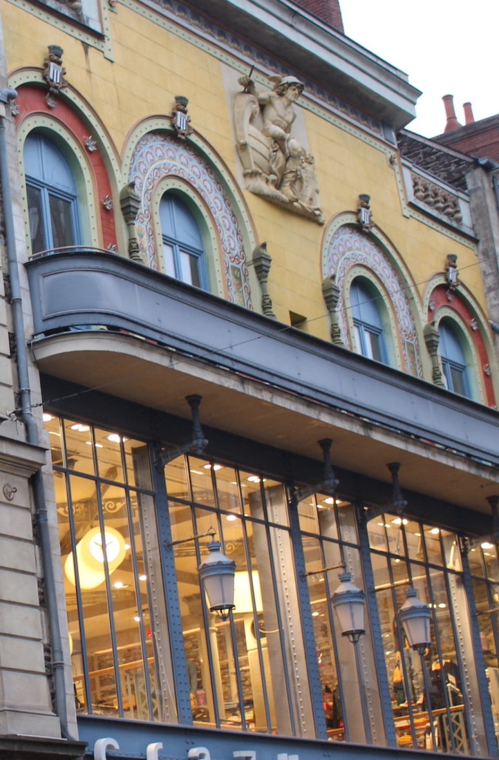 façade du magasin Valton Rennes aujourd'hui Crazy Republic