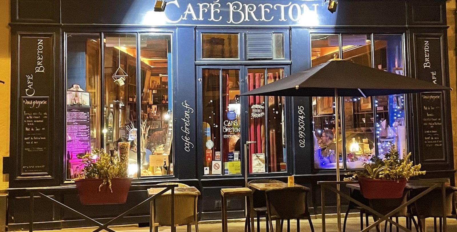 Café Breton et sa terrasse