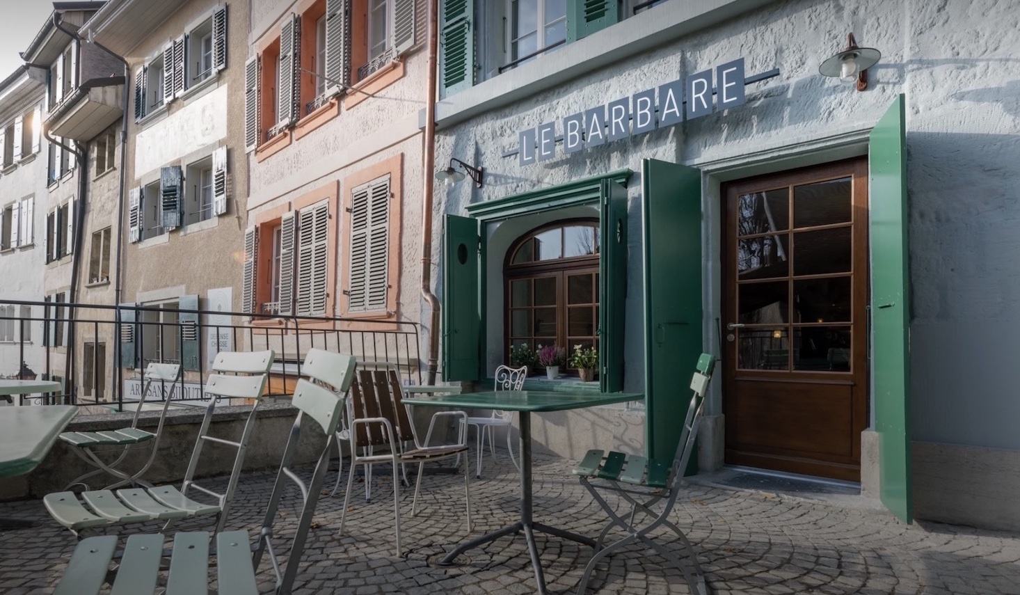 Café historique de Lausanne Le Barbare