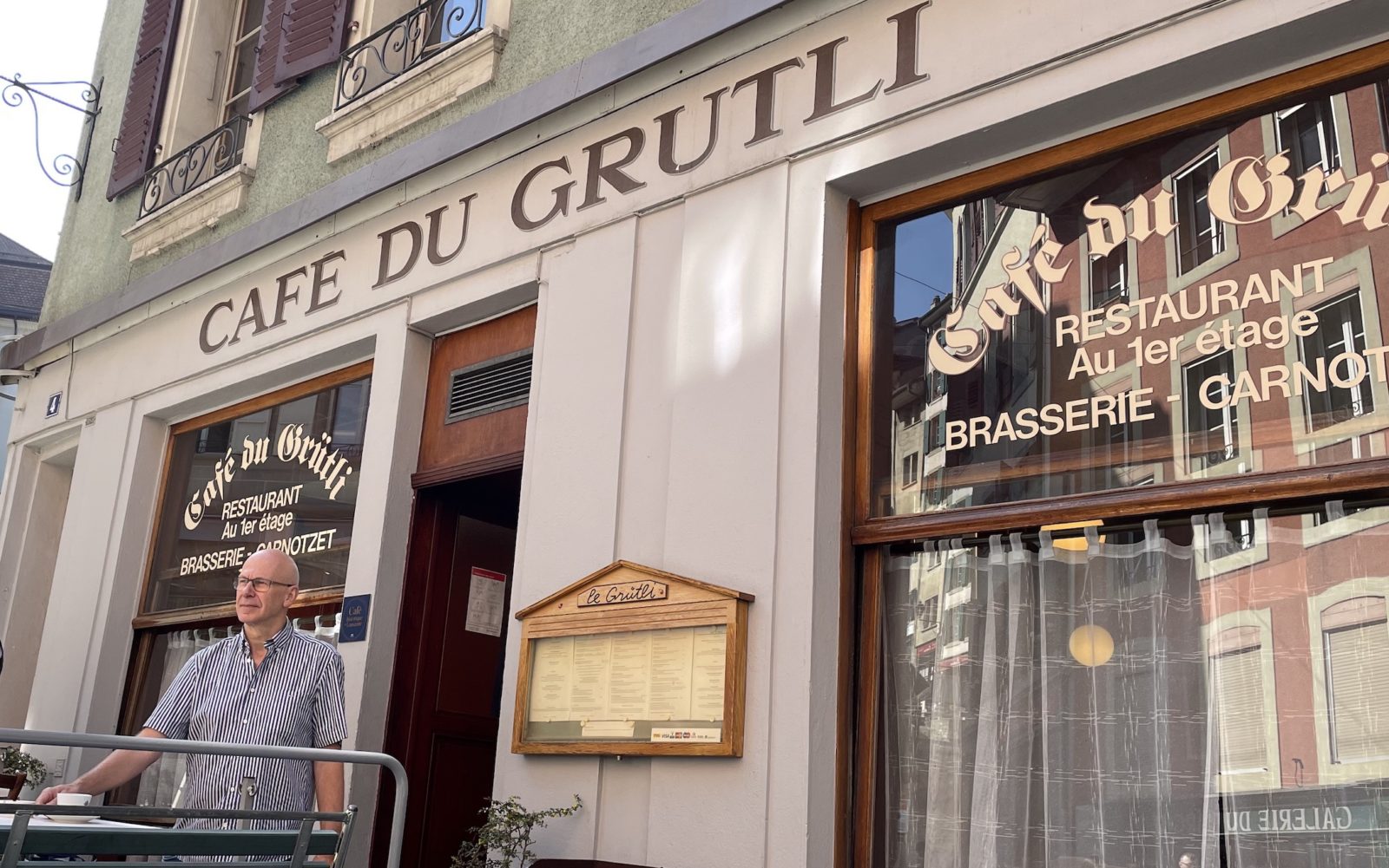 Café historique de Lausanne Le Grütli façade