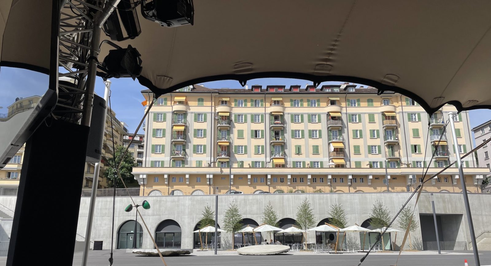 Lausanne ~ Plateforme 10 Vue avenue Ruchonnet