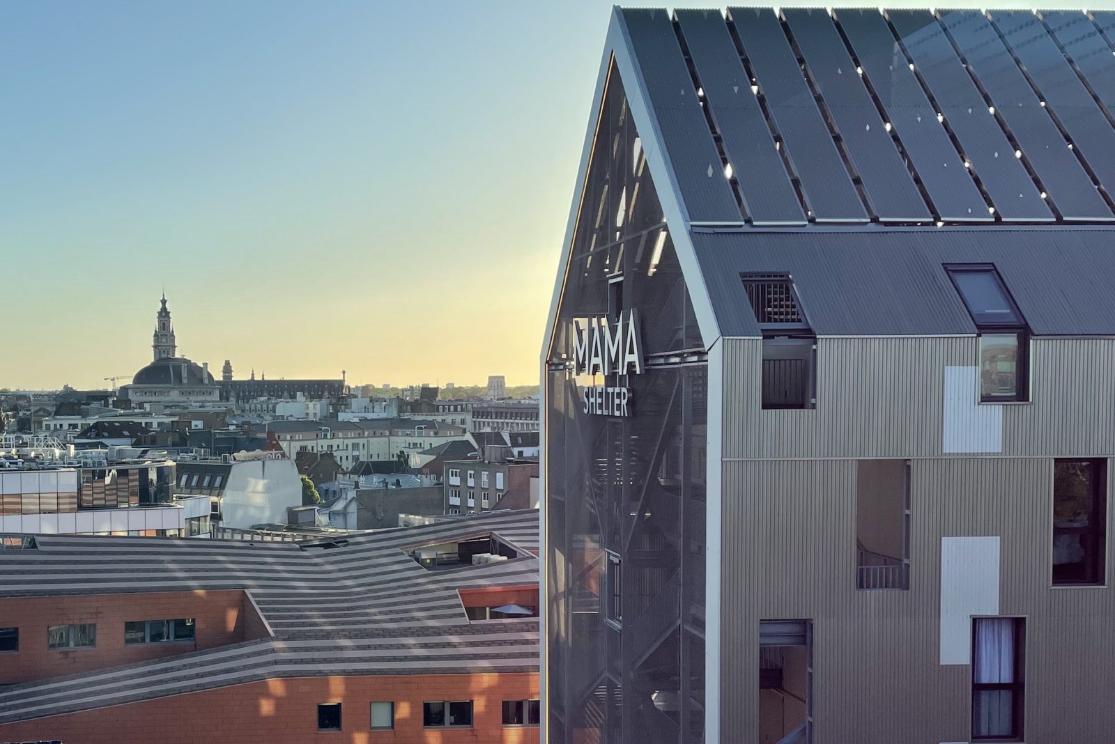 Lille Mama SHELTER vue sur la ville