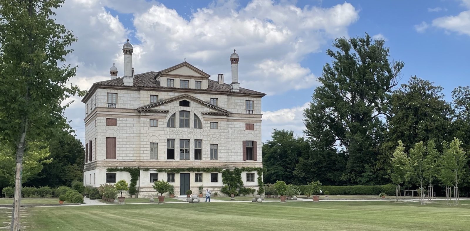 Villa Foscari "La Malcontenta" grande vue depuis le parc