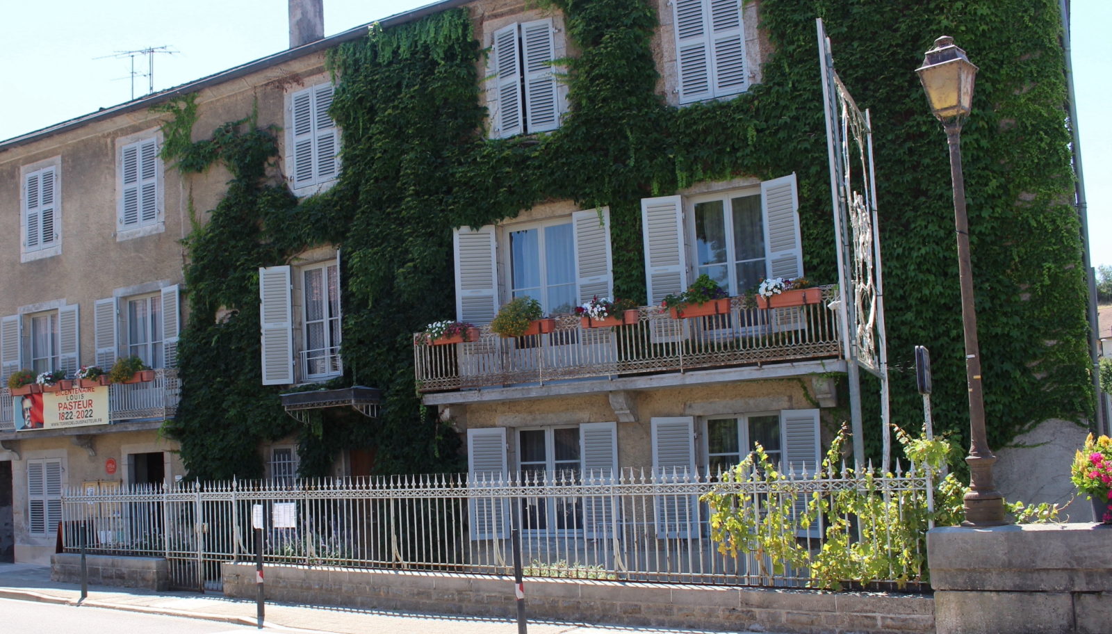 Arbois : bicentenaire Pasteur sa maison