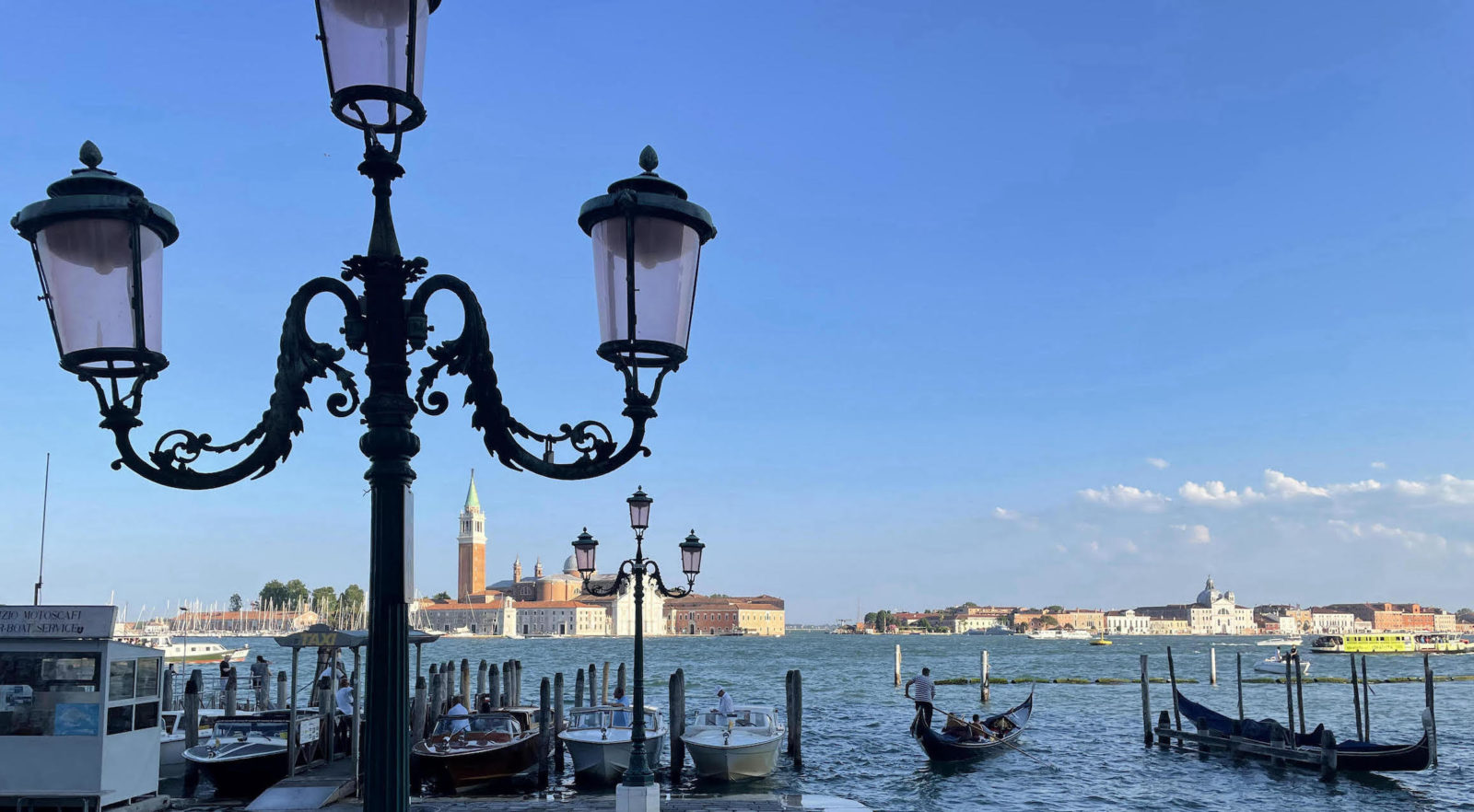 Vue de Venise depuis la place saint marc
