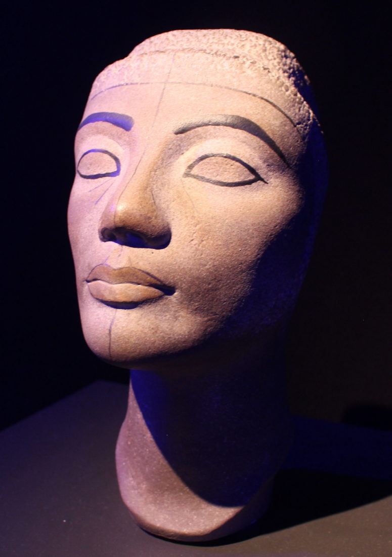 La Sucrière Lyon   Nefertiti 