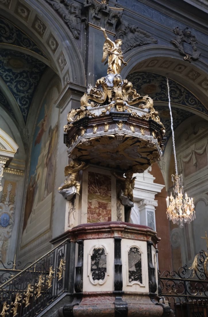 Lyon Grand Hôtel-Dieu chapelle chaire  (©ManonCharon)