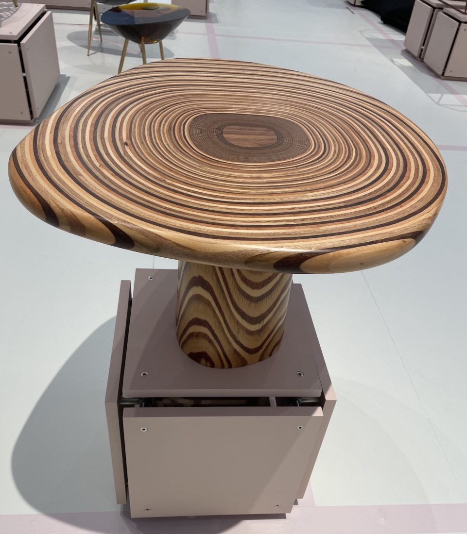 Mudac ~ Lausanne Beyrouth. Les temps du design petite table bois