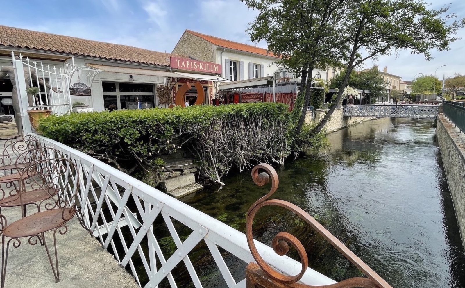 L'Isle-sur-la-Sorgue les quais