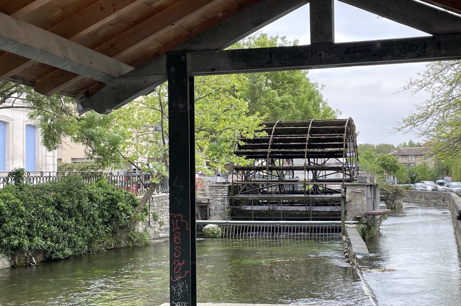 L'Isle-sur-la-Sorgue roue à aubes