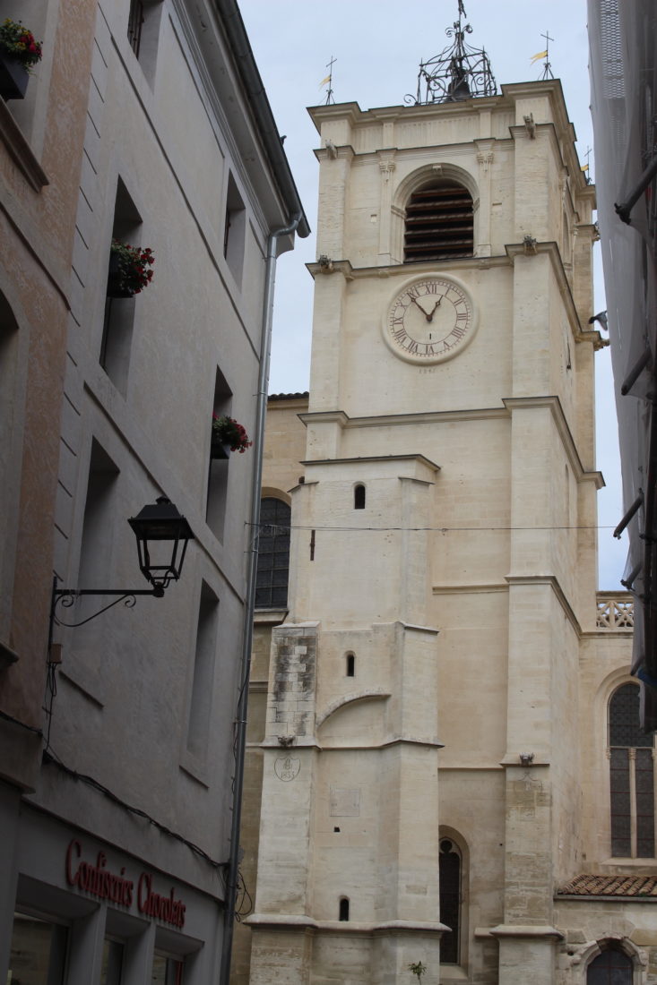 L'Isle-sur-la-Sorgue clocher la Collégiale