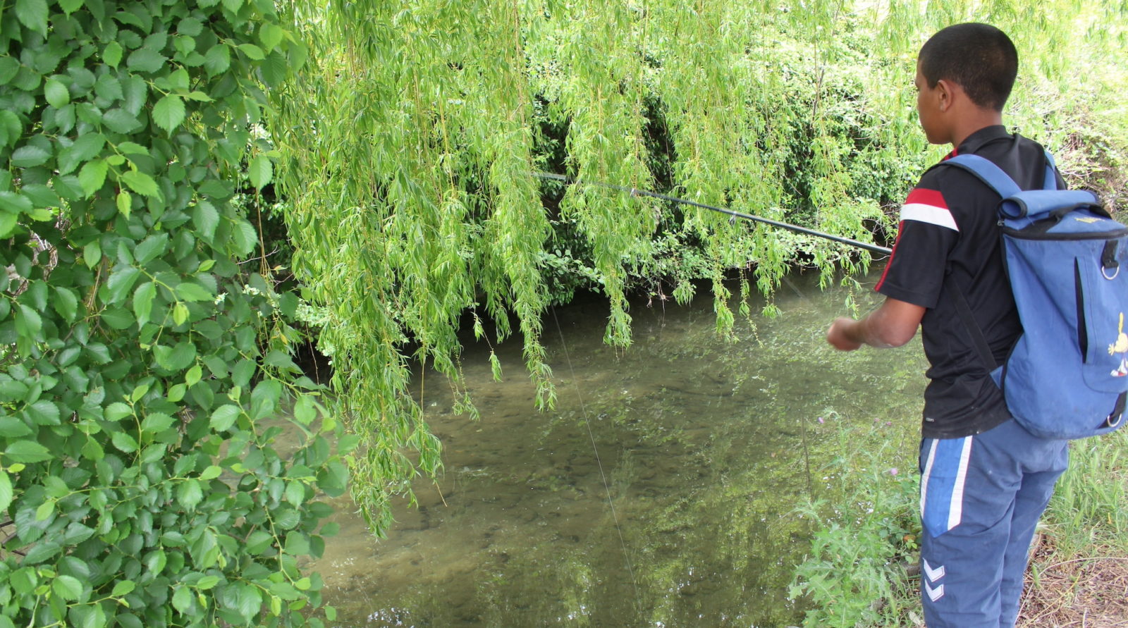 L'Isle-sur-la-Sorgue Sami à la pêche