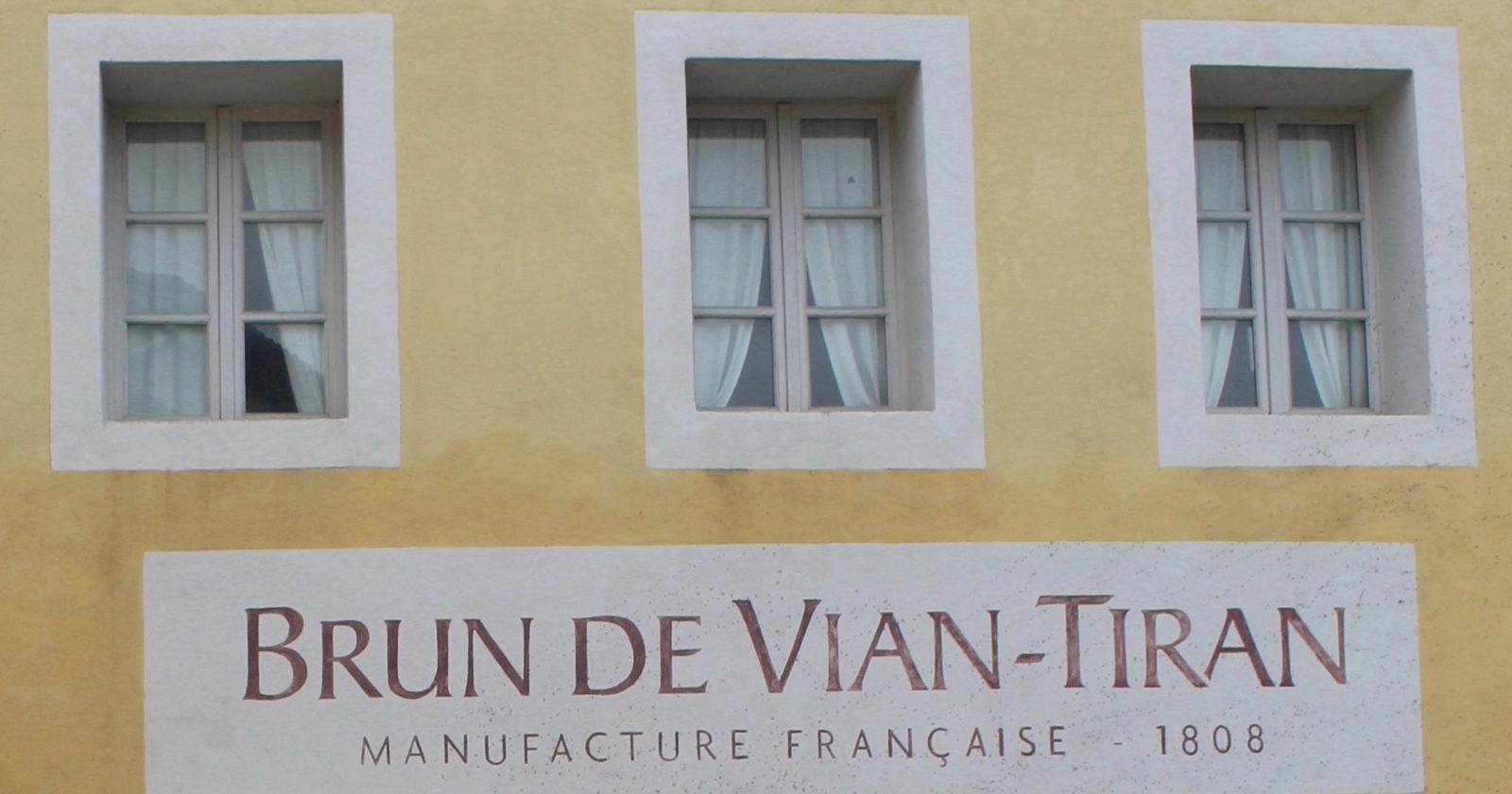 L'Isle-sur-la-Sorgue  La Filaventure Brun de Vian-Tiran