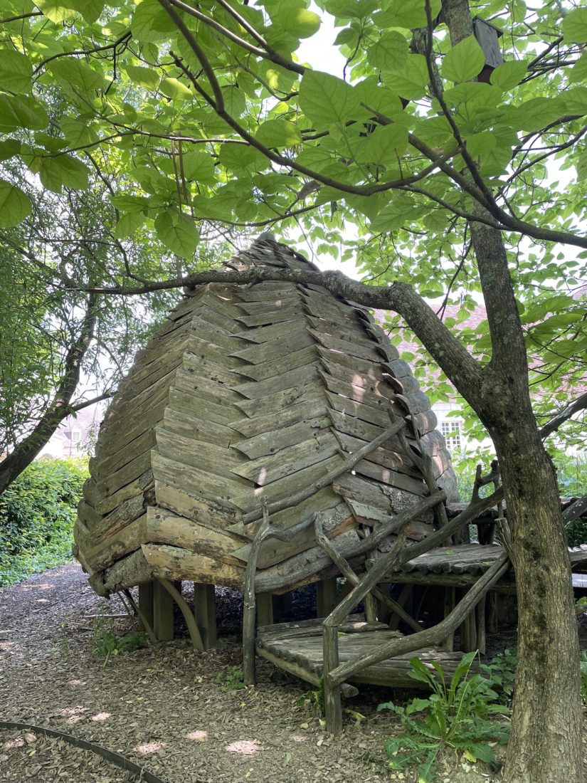 Arc-et-Senans Festival des jardins 2023 cabane