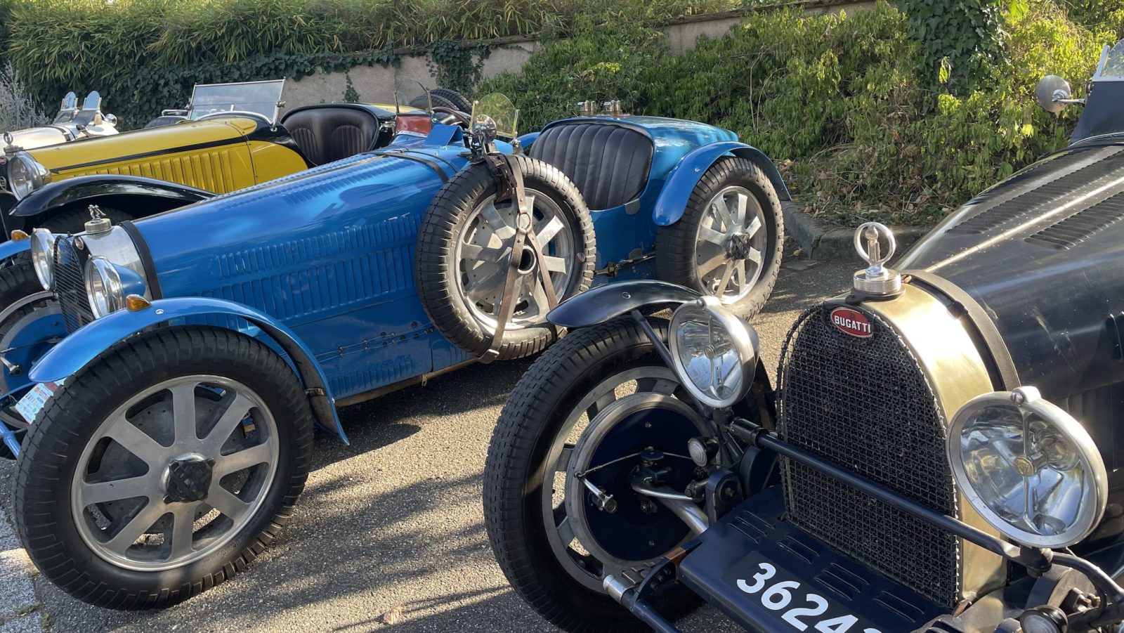 Assemblement de voitures Bugatti
