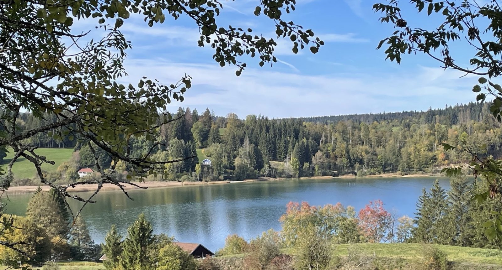 Malbuisson Le lac saint -point