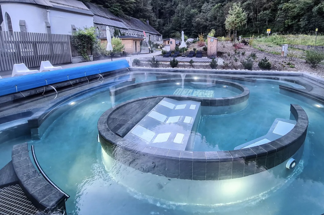 Thermes Saint-Gervais piscinebassin 