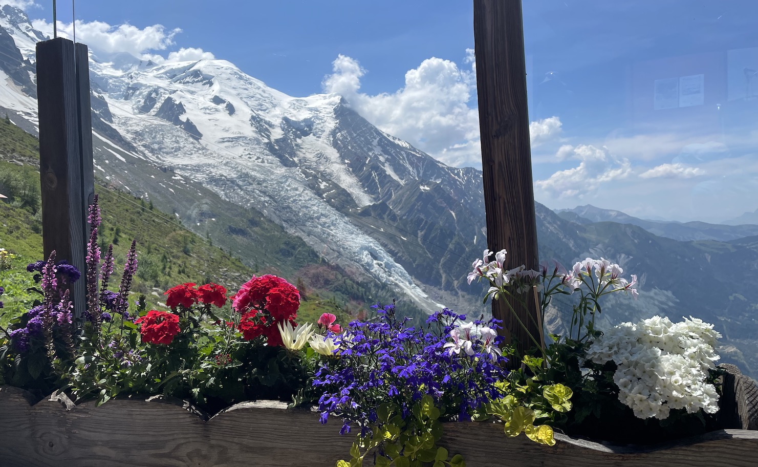Vue depuis le Refuge du Plan de l'Aiguille