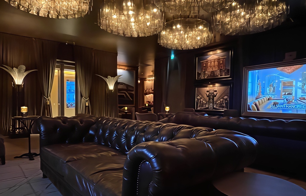HR Paris bar lounge