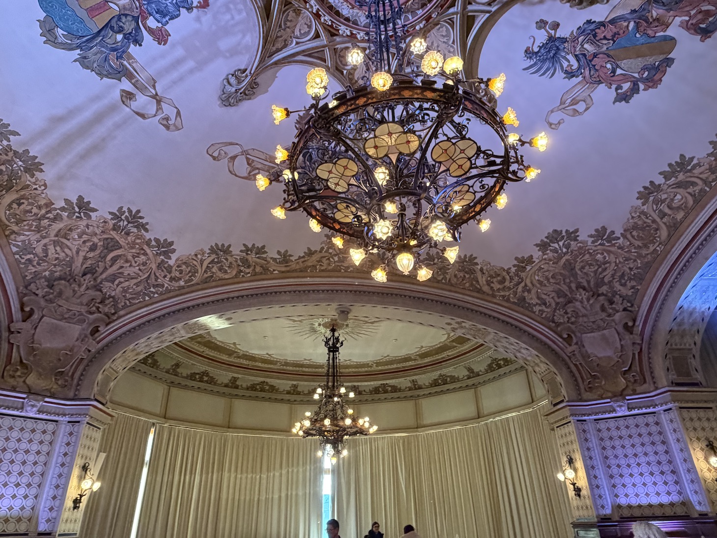 Caux Palace plafond du grand hallmobilier Maharadjah de Baroda