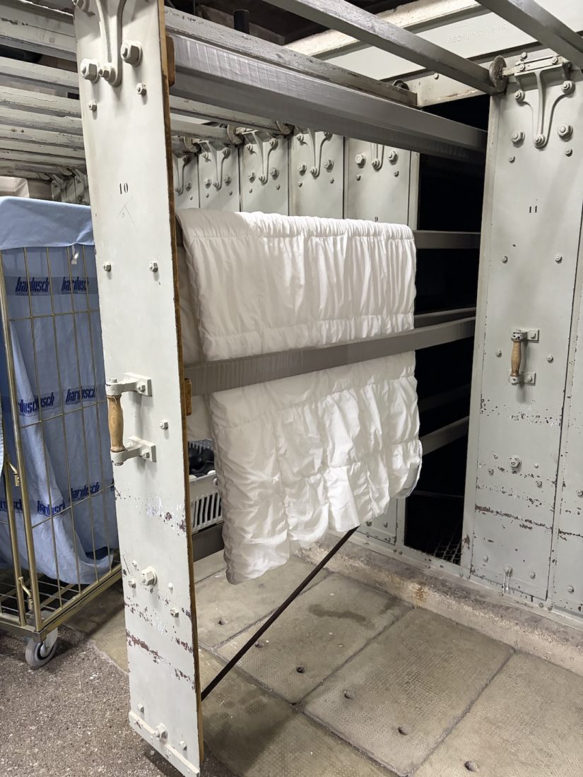 Caux Palace buanderie séchoir en marche