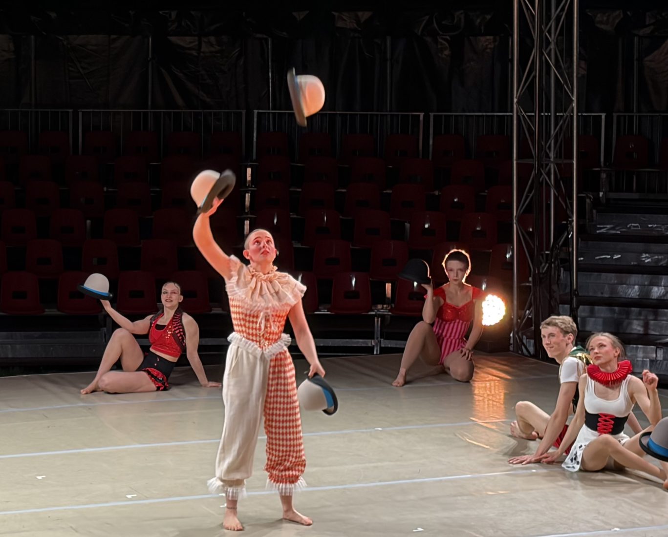 Chaplin's Word ecole Renens 