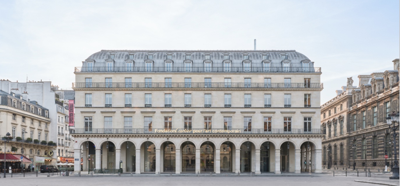 Nouveau bâtiment de la Fondation Cartier, place du Palais-Royal à Paris