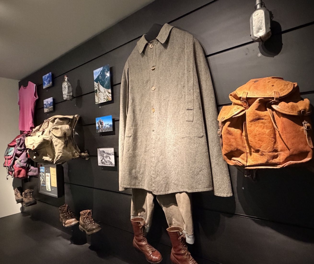 Musée du Mont Blanc Chamonix  matériel montagnard