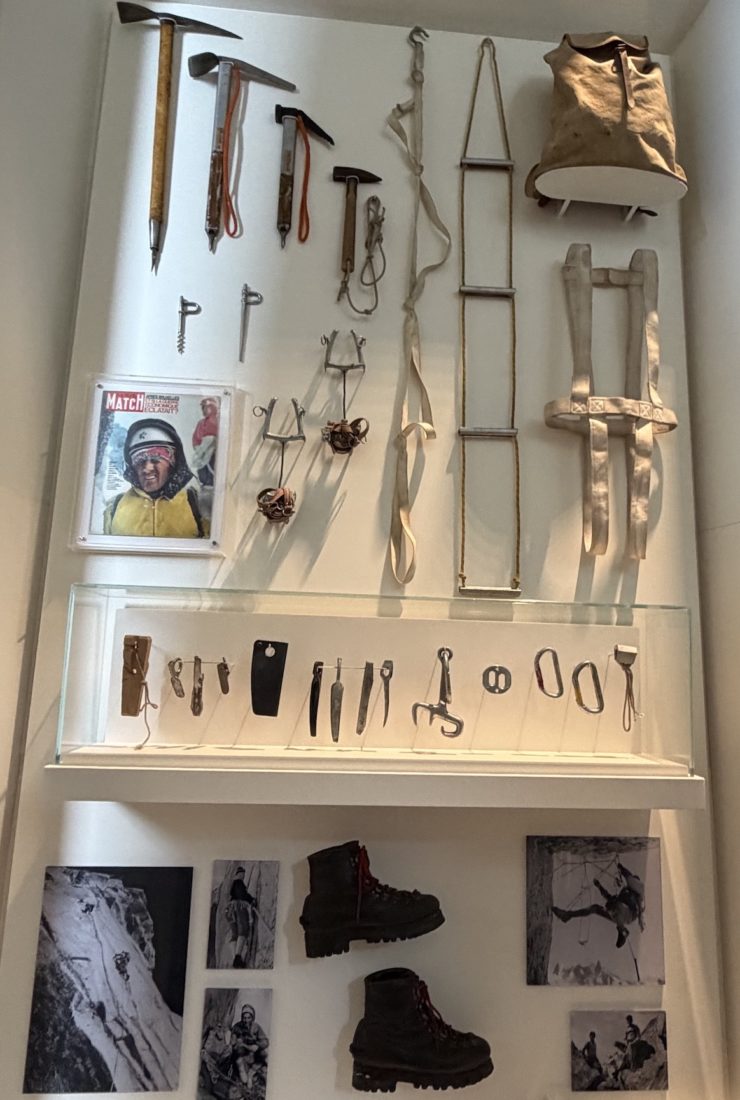 Musée du Mont Blanc Chamonix  matériel alpiniste 