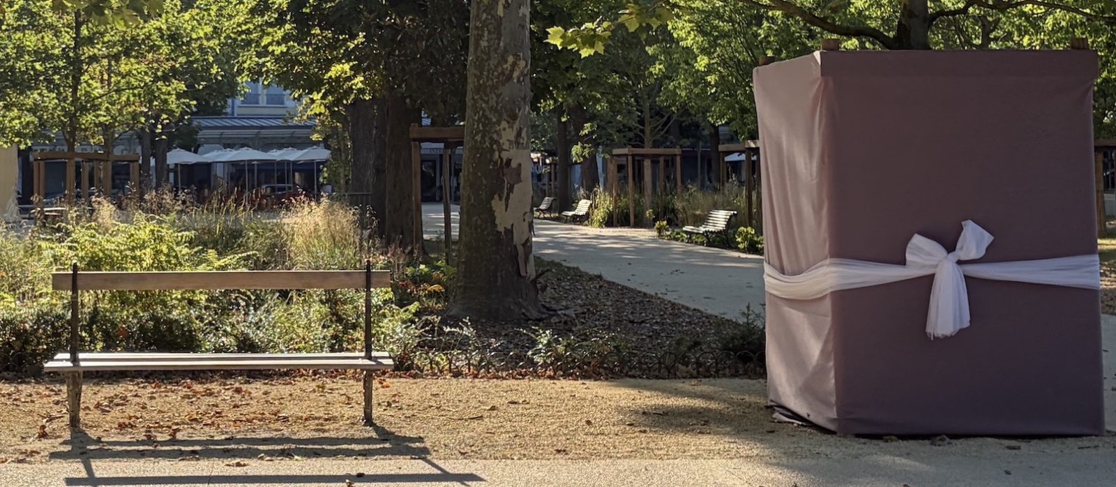 VIchy bancs du parc des Sources