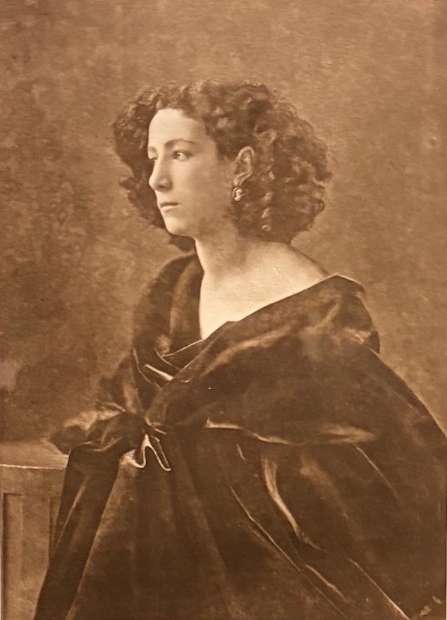 Sarah Bernhardt jeune Nadar
