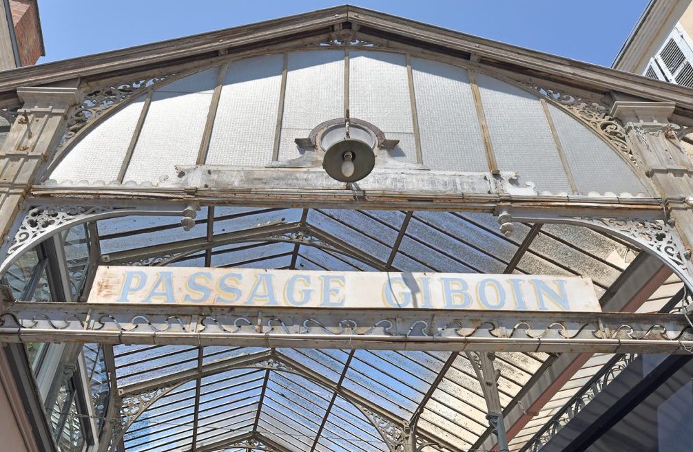 Vichy passage Giboin verrière