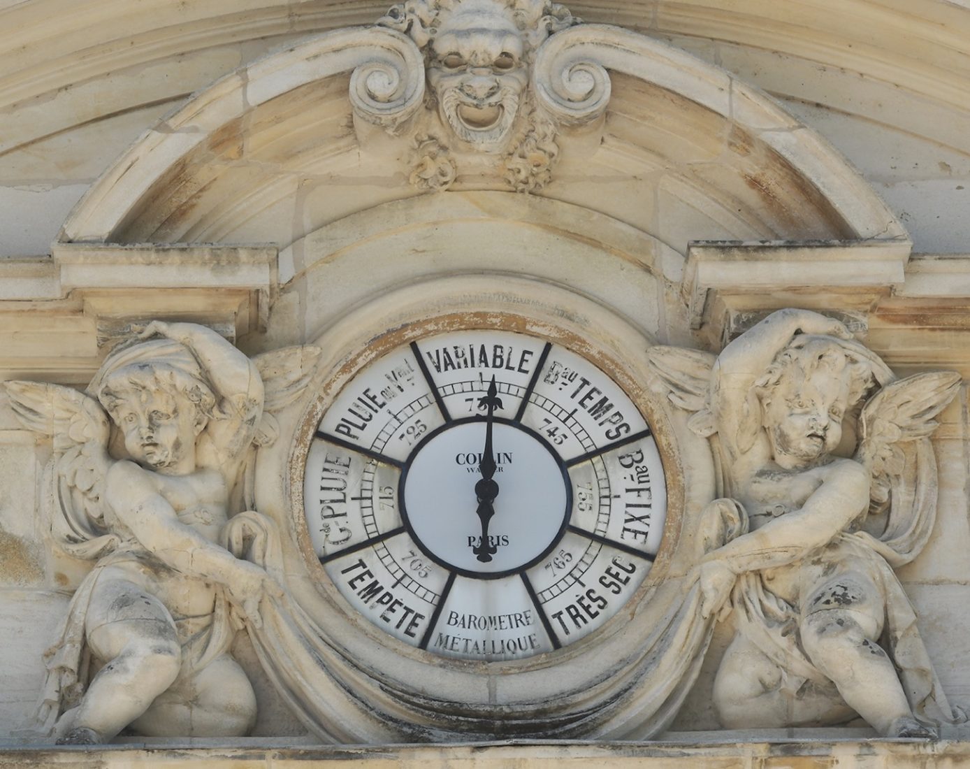 Vichy Palais des Congrès-Opéra horloge