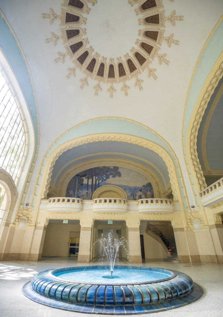 Vichy Grand établissement thermal entrée