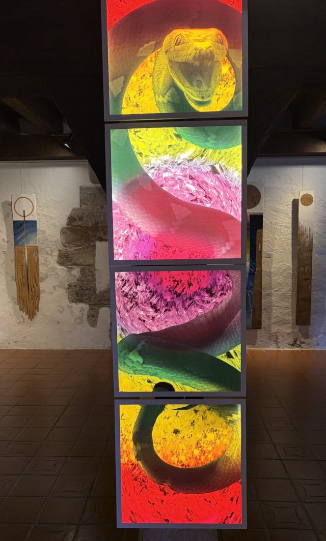 Around The Spine, photographie/ peinture digitale de Keight