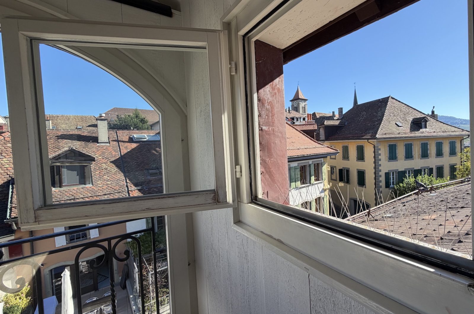 Musée d'art de Pully fenêtre sur le bourg